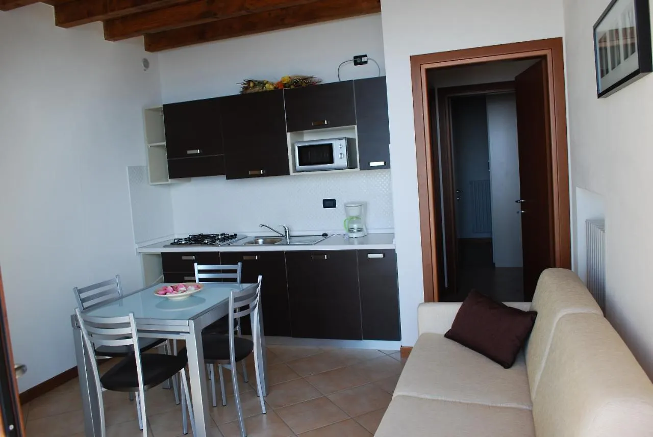 Appartamento Dante - Theater Home Tignale İtalya